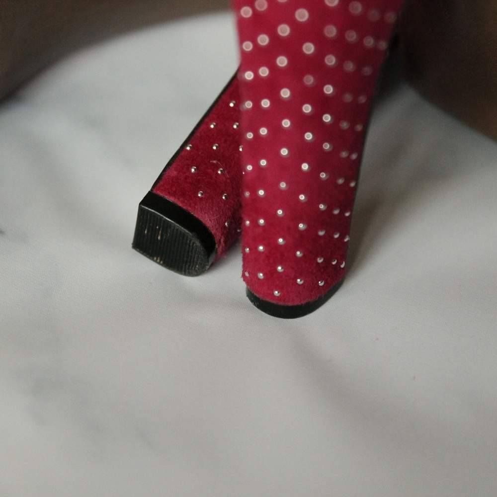 Bcbgeneration Joyss Raspberry Suede Stud Heels - image 6